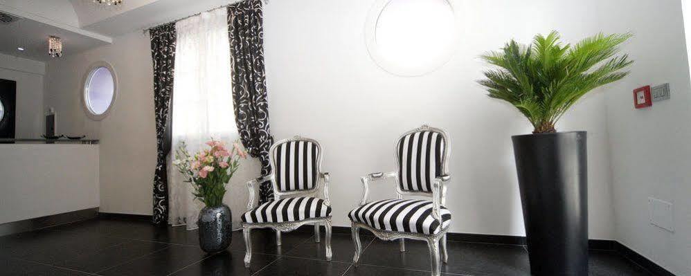 Residence Hotel Le Viole Rimini Luaran gambar